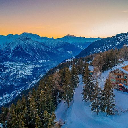 Hotel Waldhaus Bettmeralp Bagian luar foto